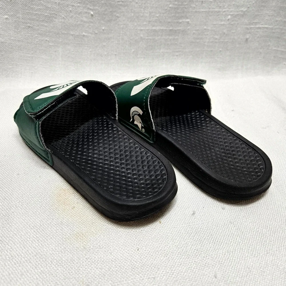 Michigan State Spartans Slides Adult Small Green White Spartan Helmet‎ Sandals